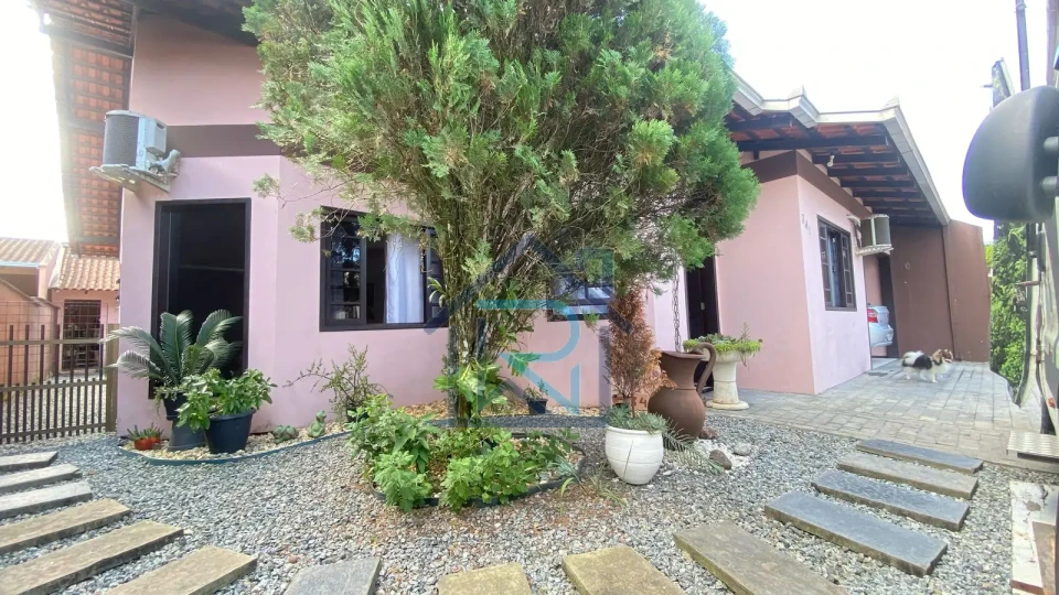 Casa Averbada no Bairro João Costa